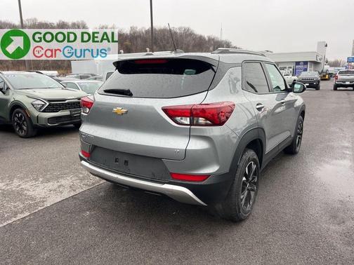 Sterling Gray Metallic 2023 Chevrolet Trailblazer LT