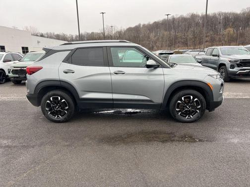 Sterling Gray Metallic 2023 Chevrolet Trailblazer LT
