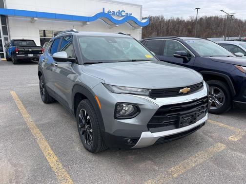 Sterling Gray Metallic 2023 Chevrolet Trailblazer LT