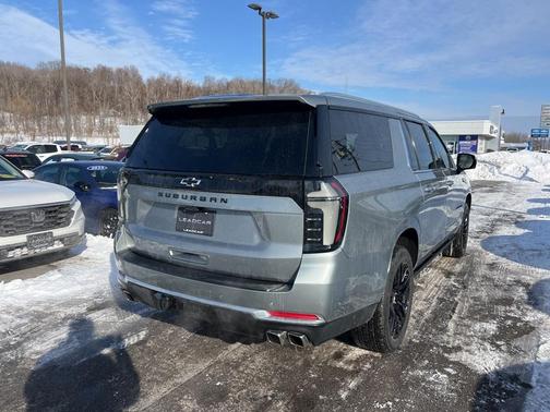 2025 Chevrolet Suburban High Country