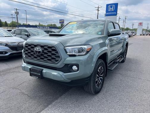 2022 Toyota Tacoma TRD Sport