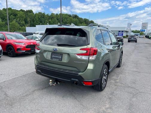 Jasper Green Metallic 2020 Subaru Forester Premium