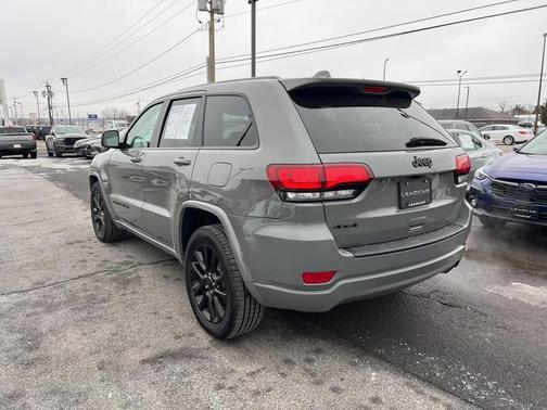 2020 Jeep Grand Cherokee Altitude