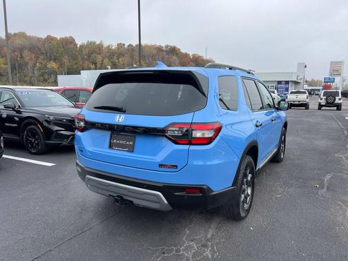 Sky 2024 Honda Pilot TrailSport
