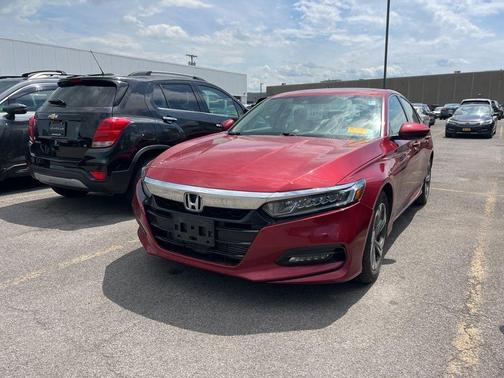 Radiant Red Metallic 2018 Honda Accord EX-L