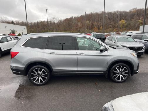 2019 Honda Pilot Touring 7-Passenger