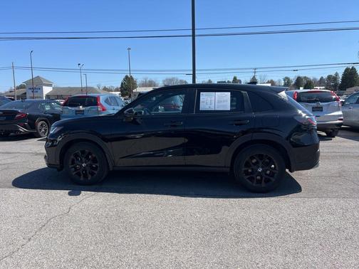 Crystal Black Pearl 2024 Honda HR-V Sport