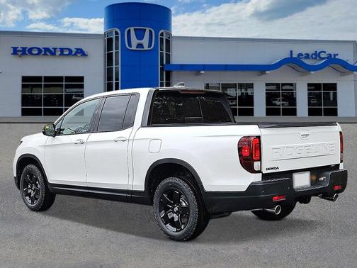 Platinum White Pearl 2026 Honda Ridgeline Black Edition Two-Tone