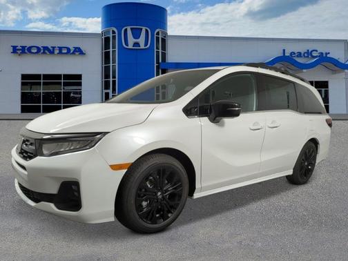 Platinum White Pearl 2026 Honda Odyssey Sport-L