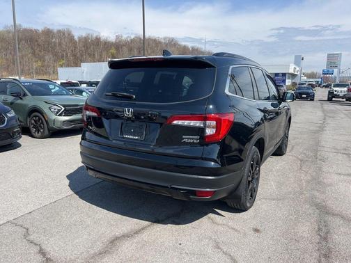 Crystal Black Pearl 2021 Honda Pilot Special Edition