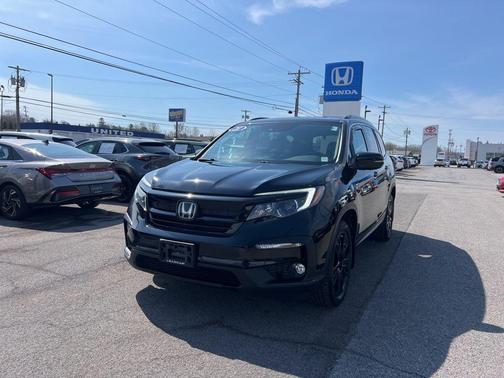 Crystal Black Pearl 2021 Honda Pilot Special Edition