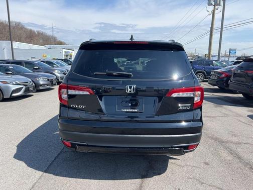 Crystal Black Pearl 2021 Honda Pilot Special Edition