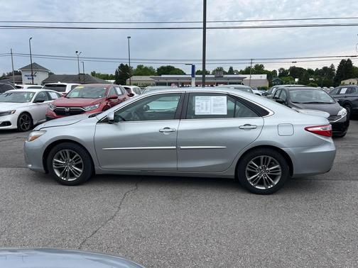 2016 Toyota Camry XLE