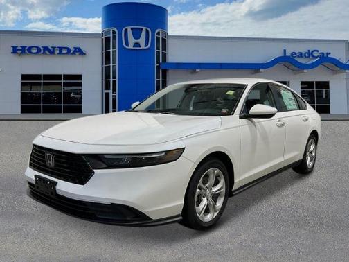 Platinum White Pearl 2025 Honda Accord LX