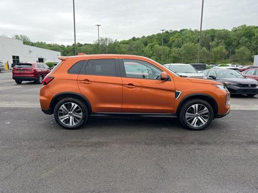 Orange Sunrise Metallic 2022 Mitsubishi Outlander Sport