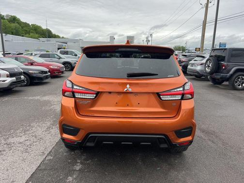 Orange Sunrise Metallic 2022 Mitsubishi Outlander Sport