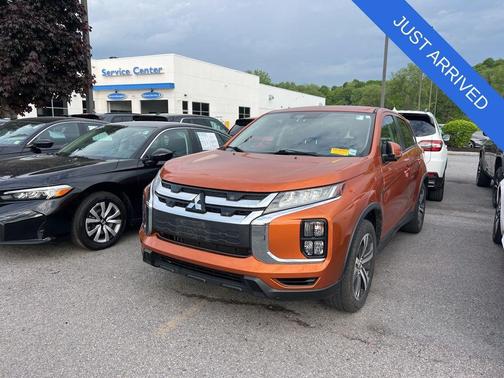 Orange Sunrise Metallic 2022 Mitsubishi Outlander Sport