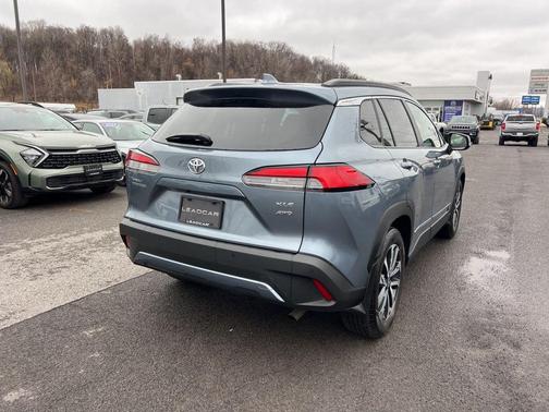 CELESTITE 2024 Toyota Corolla Cross XLE