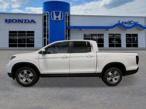 Platinum White Pearl 2026 Honda Ridgeline RTL