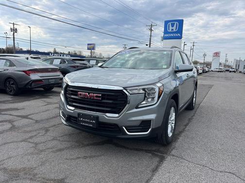 Sterling 2024 GMC Terrain SLE