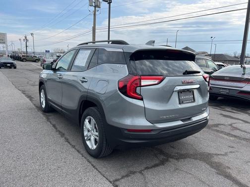 Sterling 2024 GMC Terrain SLE