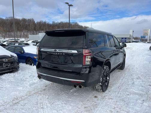 2023 Chevrolet Suburban Premier