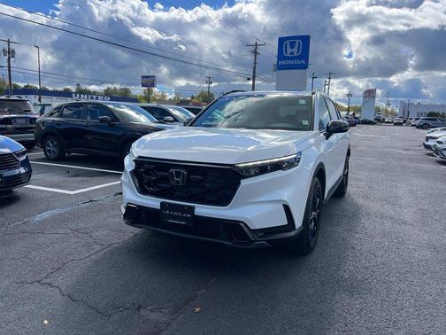 Platinum White Pearl 2026 Honda CR-V Hybrid Sport-L