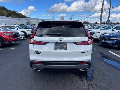 Platinum White Pearl 2026 Honda CR-V Hybrid Sport-L