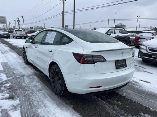 2023 Tesla Model 3 Performance