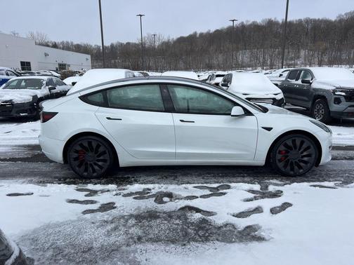 2023 Tesla Model 3 Performance