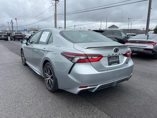 Celestial Silver Metallic 2024 Toyota Camry SE