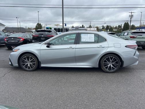 Celestial Silver Metallic 2024 Toyota Camry SE