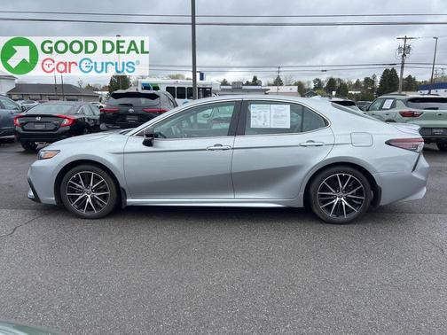 Celestial Silver Metallic 2024 Toyota Camry SE