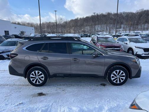2021 Subaru Outback Premium