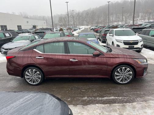 2024 Nissan Altima 2.5 SL