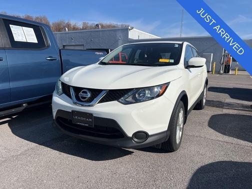 2017 Nissan Rogue Sport S