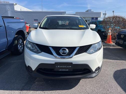 2017 Nissan Rogue Sport S