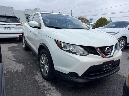 2017 Nissan Rogue Sport S