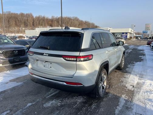 2023 Jeep Grand Cherokee 4xe Base