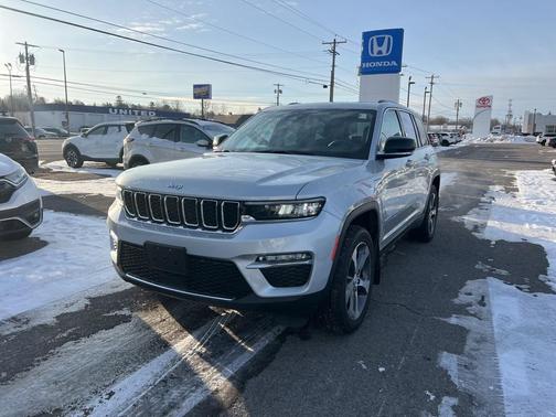 2023 Jeep Grand Cherokee 4xe Base