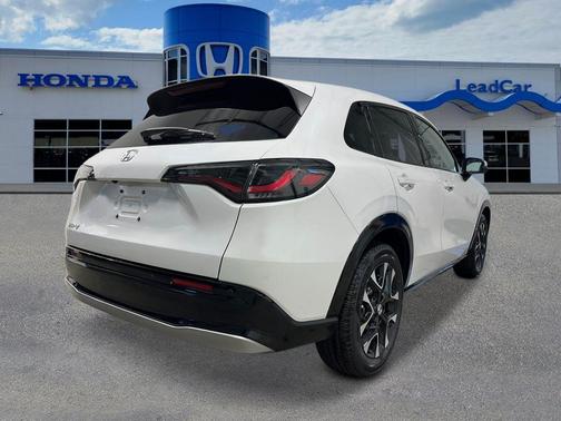 Platinum White Pearl 2026 Honda HR-V EX-L