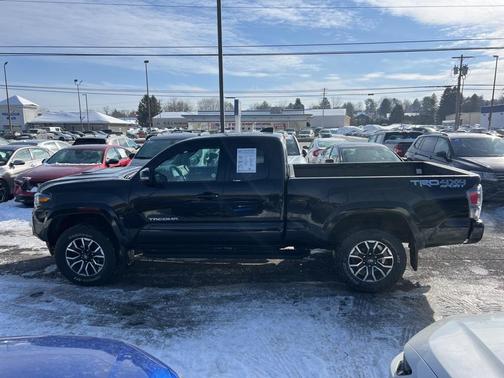 2020 Toyota Tacoma TRD Sport