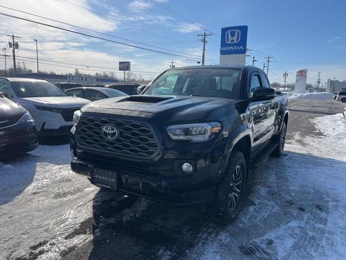 2020 Toyota Tacoma TRD Sport
