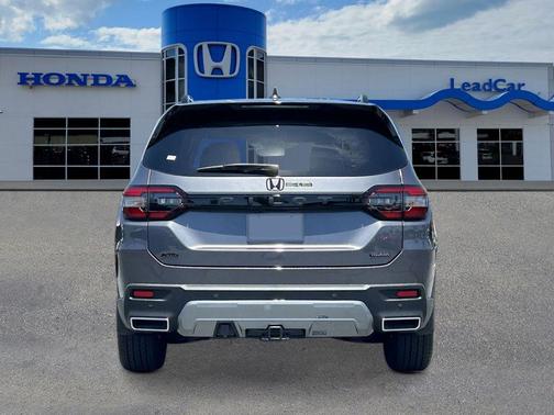 Modern Steel Metallic 2026 Honda Pilot Touring S