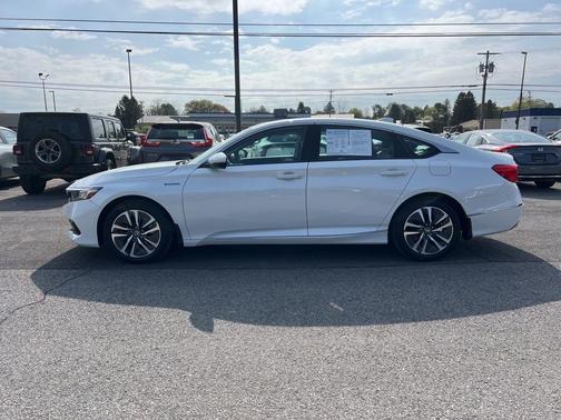 Platinum White Pearl 2022 Honda Accord Hybrid EX-L