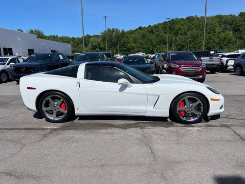 Arctic White 2008 Chevrolet Corvette