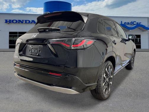 Crystal Black Pearl 2027 Honda HR-V EX-L