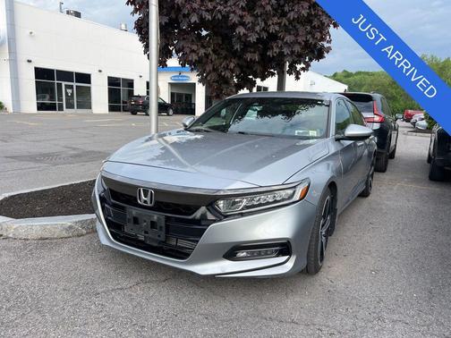 Silver Metallic 2018 Honda Accord Sport