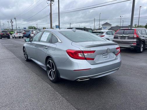 Silver Metallic 2018 Honda Accord Sport