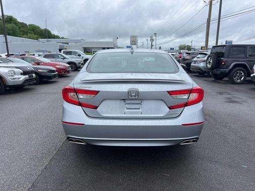 Silver Metallic 2018 Honda Accord Sport